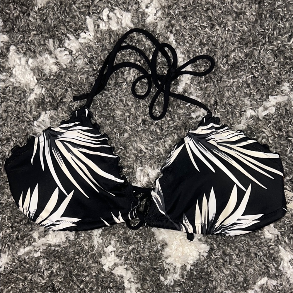 NWT Victoria’s Secret PINK Black and White Leaf Print Bikini Top